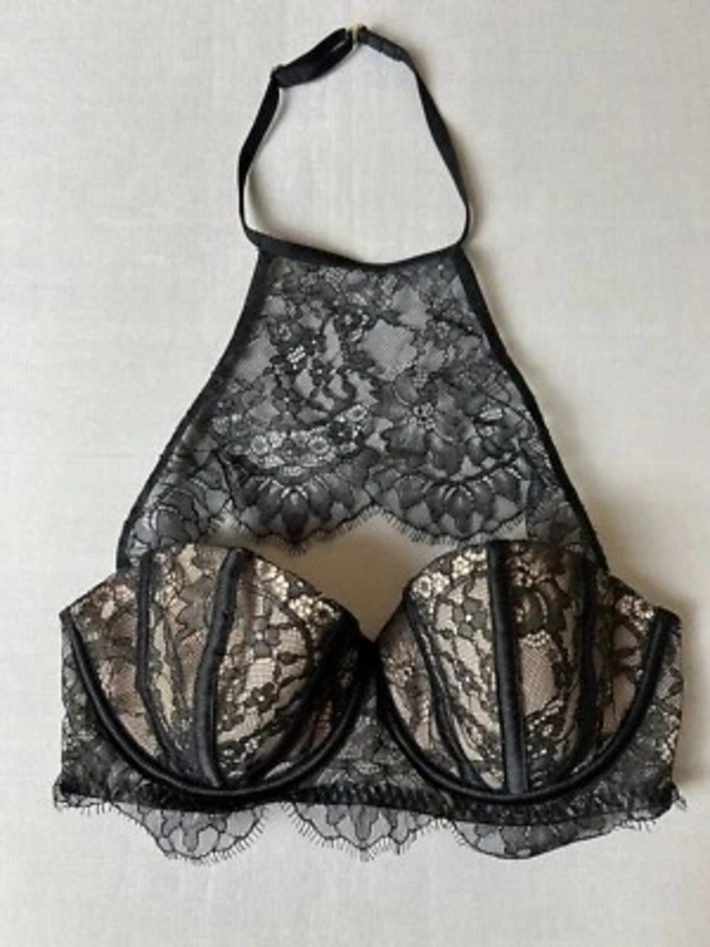 Victoria Secret Very Sexy Balconette Size 34B Lace Black Mesh Choker